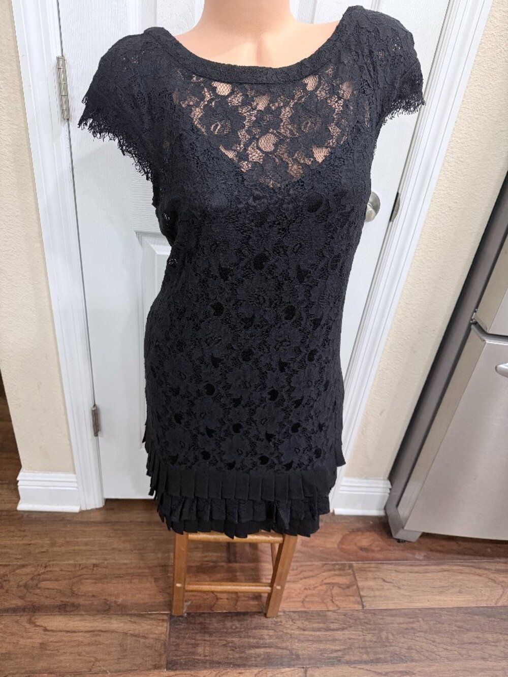 Jessica Simpson Black Lace Cocktail Party Dress Size 10 Pleated Hem